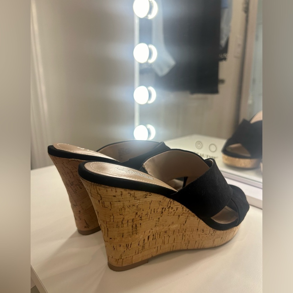 Charles David 4inch Black and Tan Wedge Sandals